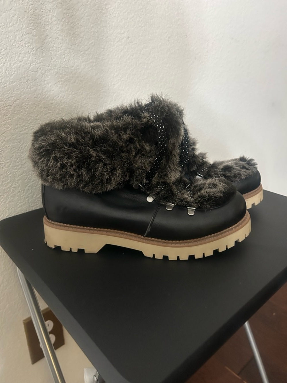 Circus by Sam Edelman Women’s size 11 Faux Fur Lace Up Combat boots